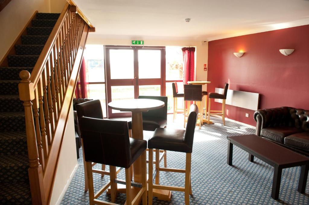 The Lodge Hotel Birmingham Exterior photo