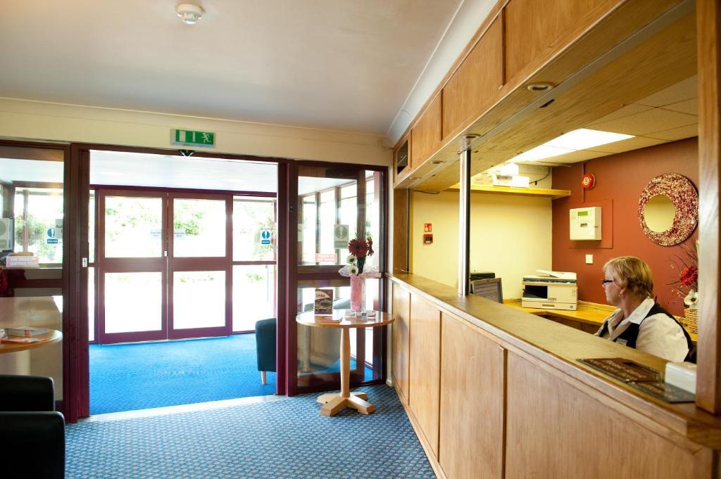 The Lodge Hotel Birmingham Exterior photo